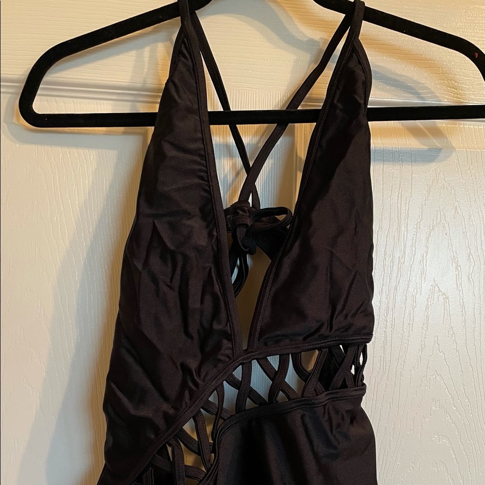FREDERICKS OF HOLLYWOOD SWIMSUIT